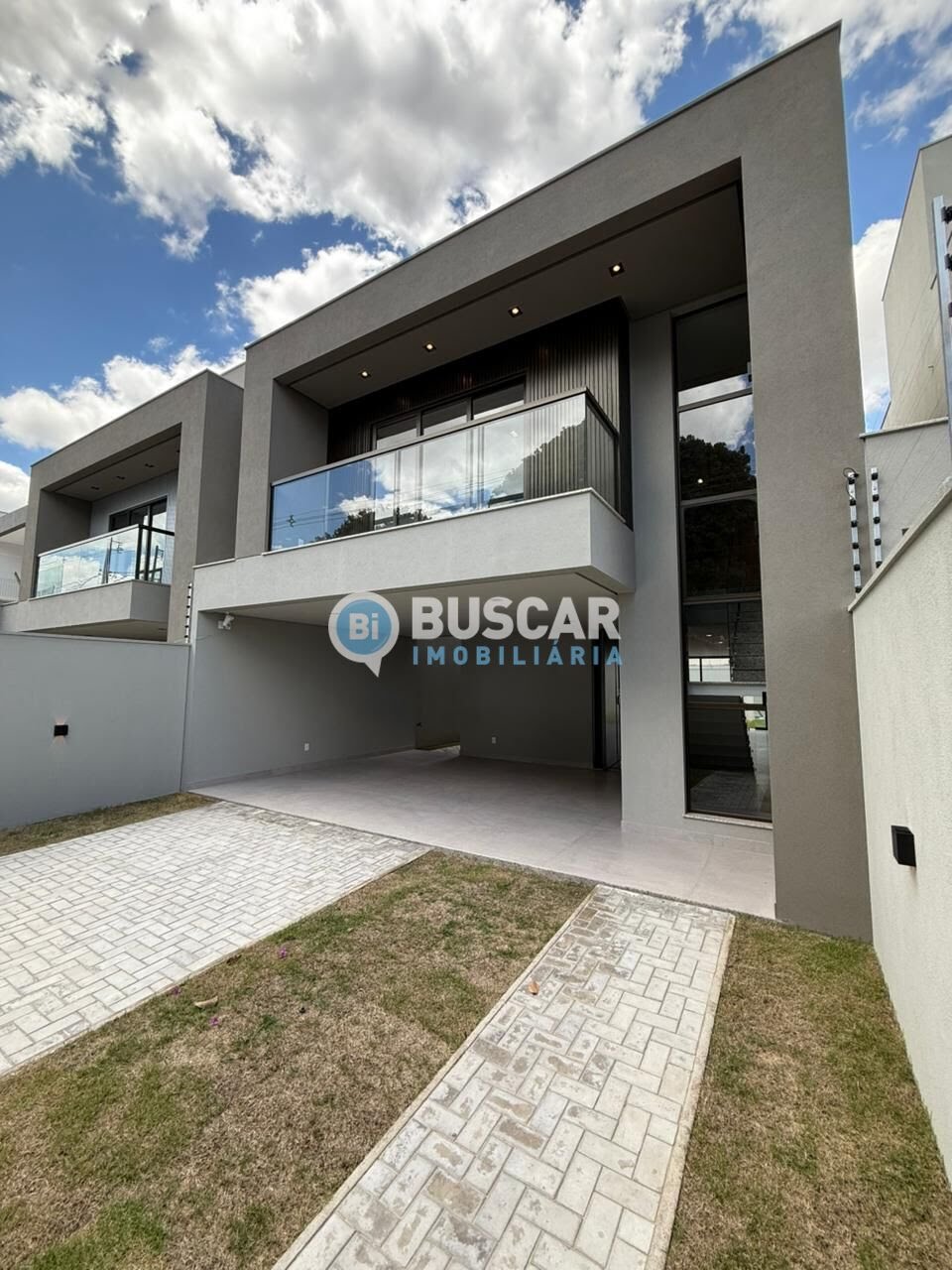 Casa à venda com 4 quartos, 4 suítes, 4 vagas e 240m² no Sim, Feira de Santana (BA) — foto 2 de 24