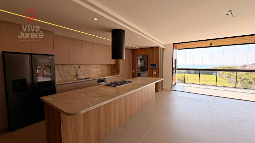 Apartamento em Jurerê - Florianópolis, SC