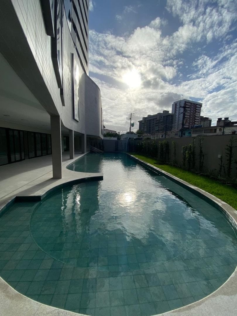 Apartamento à venda com 4 quartos, 3 suítes, 3 vagas e 153m² no Madalena, Recife (PE) — foto 2 de 20