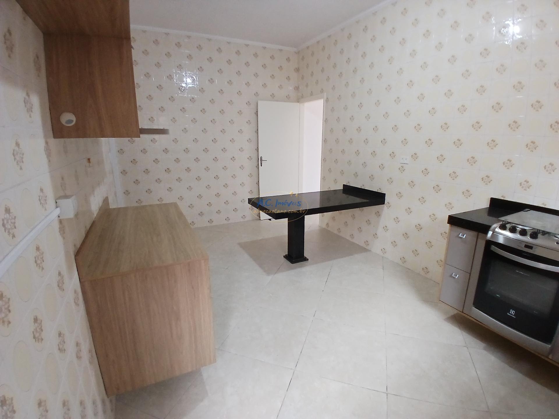 Casa à venda com 3 quartos, 1 suíte, 4 vagas e 130m² no Caiçara, Praia Grande (SP) — foto 14 de 30
